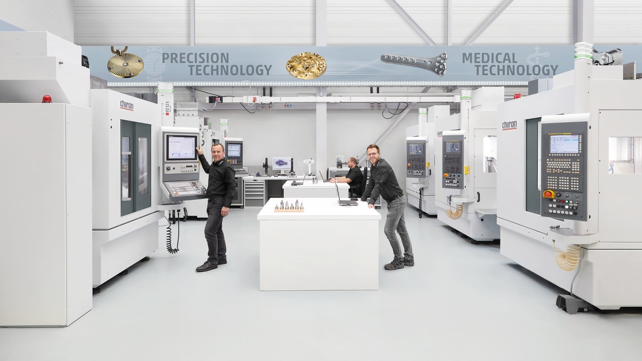  The Medical & Precision Technology Center at the headquarters in Tuttlingen, Germany. This is where production-ready complete solutions made up of machining centers, tools, clamping mechanisms and automation systems for medical technology products are produced.  